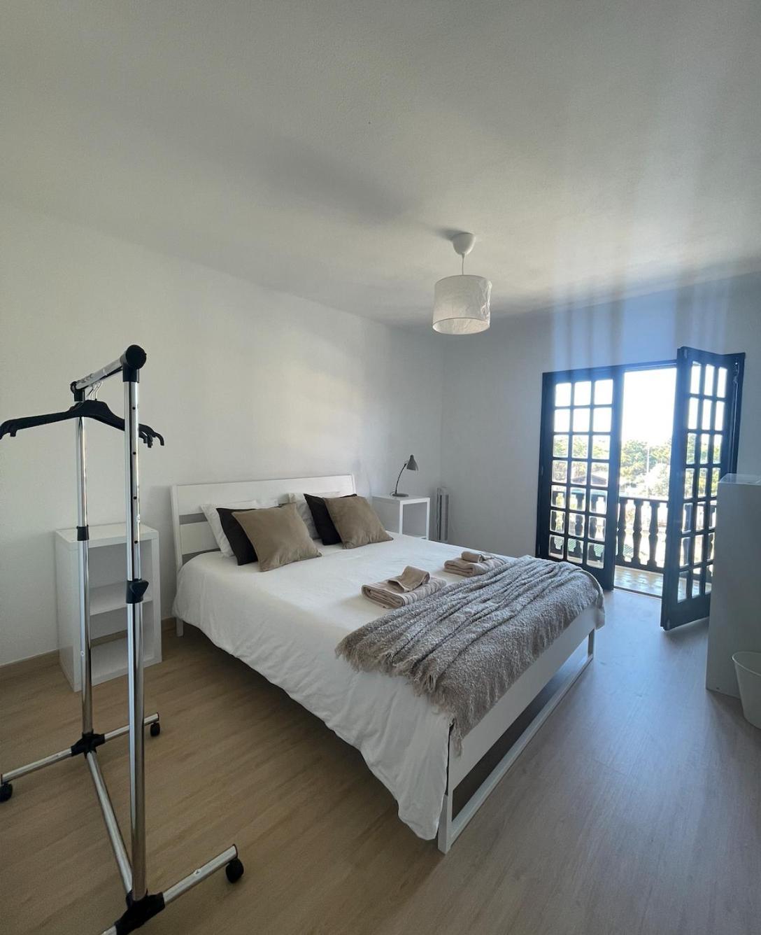 Nina'S Stay Hostel ชาร์เนกา ภายนอก รูปภาพ